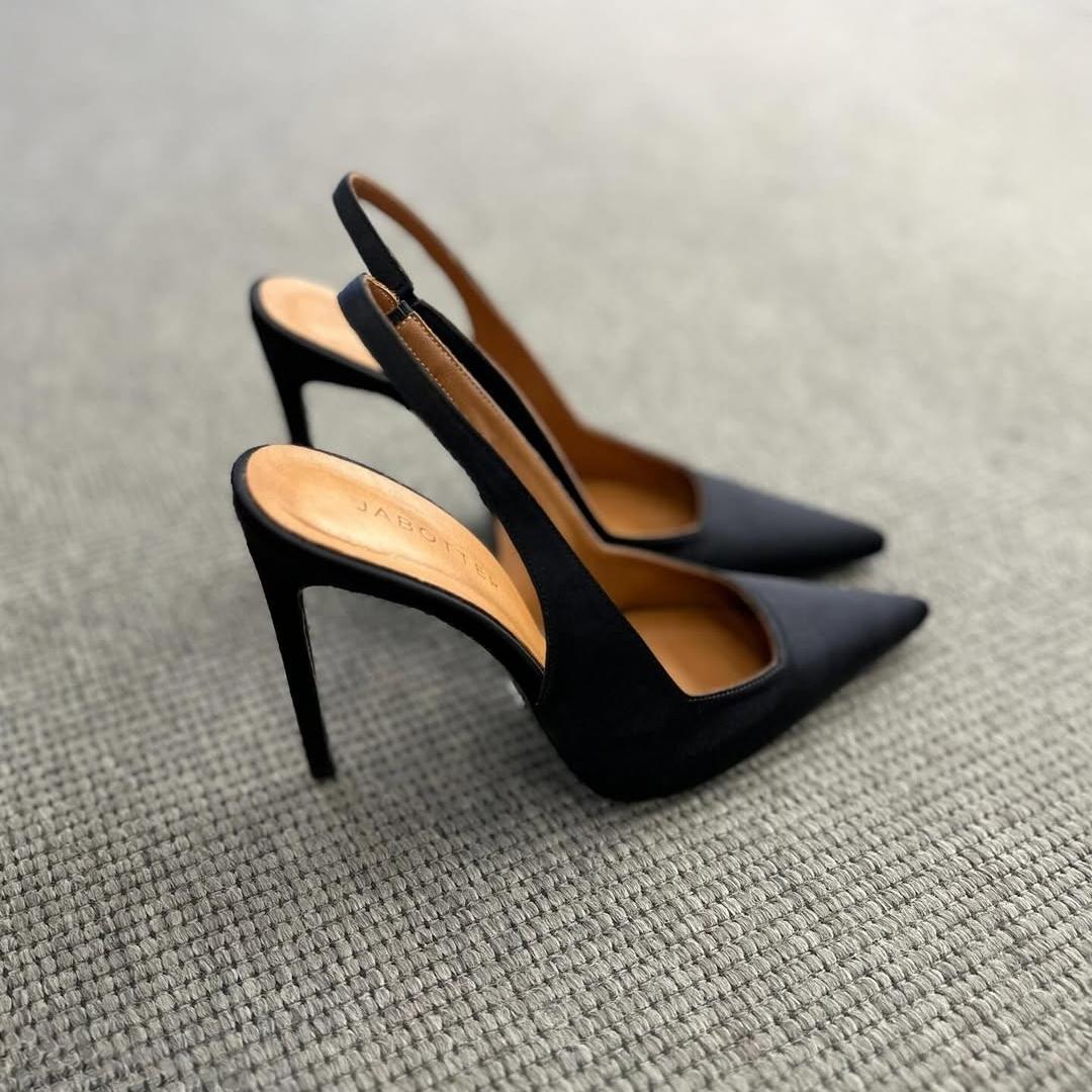 Saten Topuklu Ayakkabı Nasıl Temizlenir?